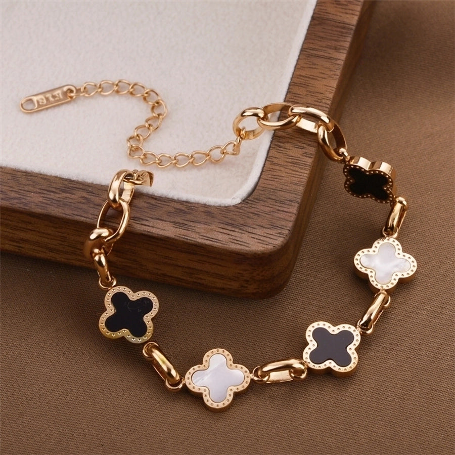 Casual Simple Style Four Leaf Clover Titanium Steel Shell Bracelets In Bulk