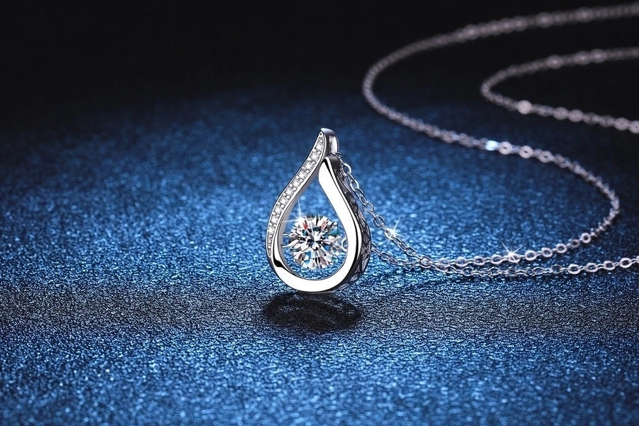 925 Sterling Silver Moissanite Zircon Asymmetrical Inlay Water Droplets GRA Certificate Pendant Necklace